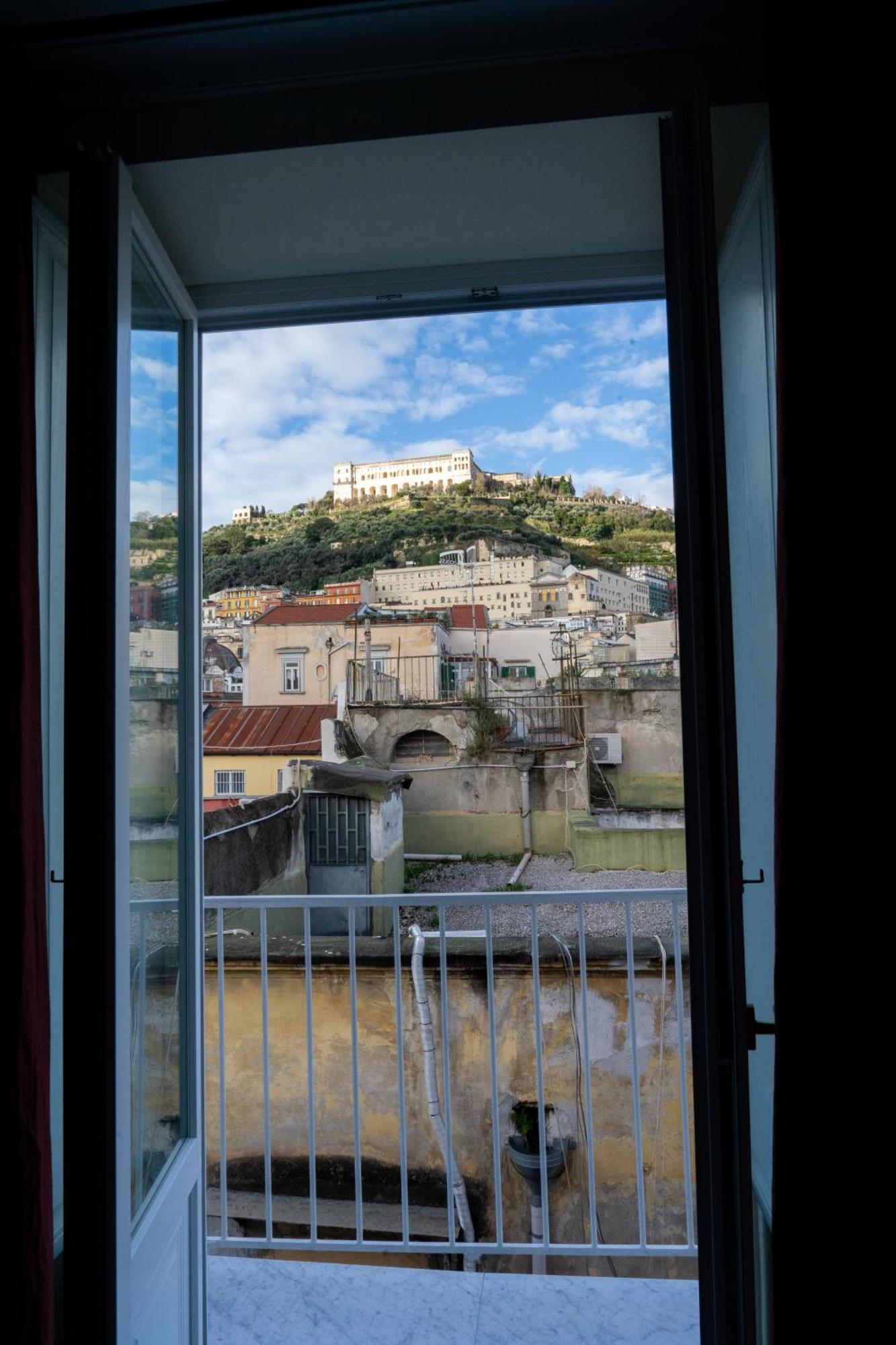 Domus Sibyllina, Palazzo Cavalcanti Neapol Zewnętrze zdjęcie
